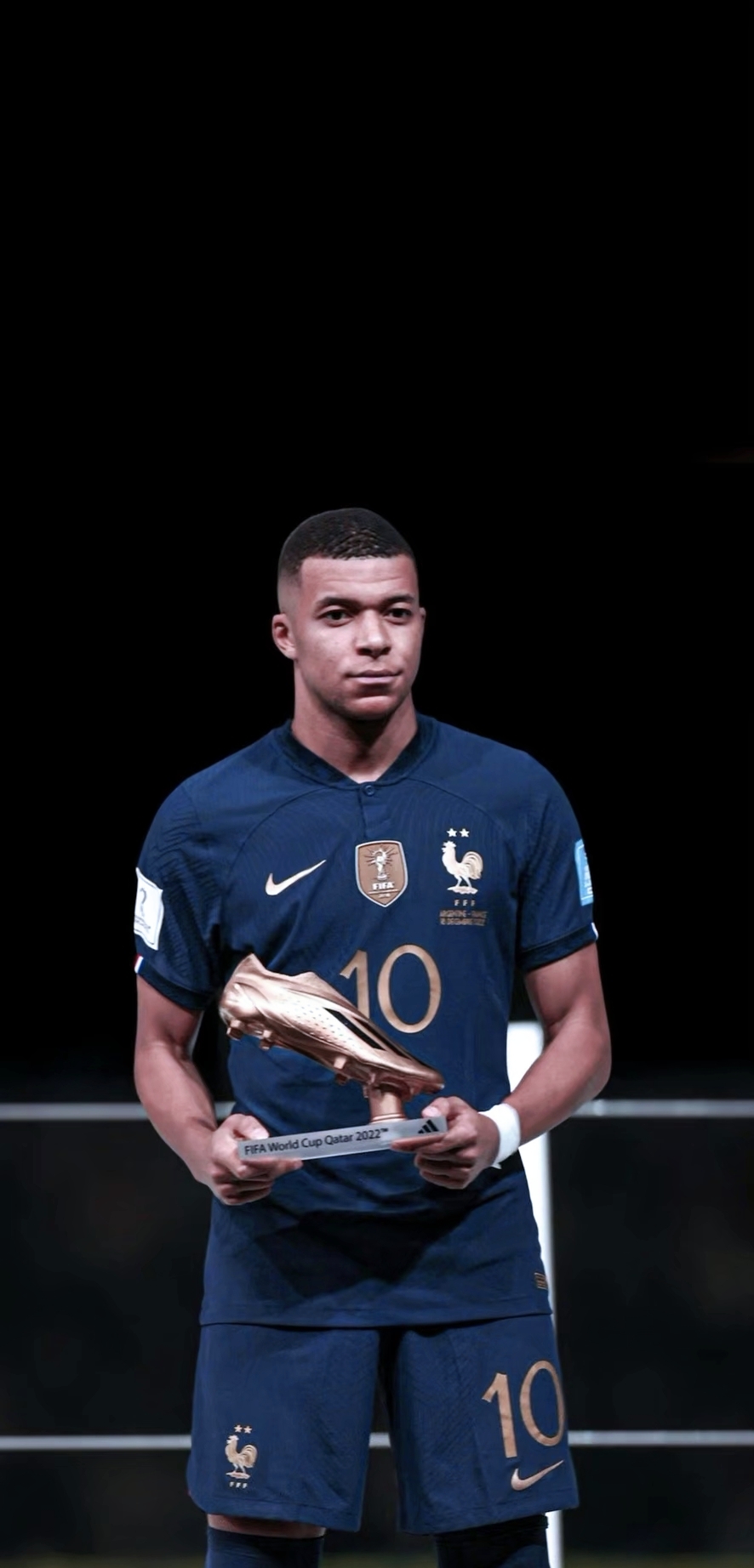 一站式服务平台-姆巴佩在老鹰比赛中领先优势明显，败北引发热议！-一站式服务平台