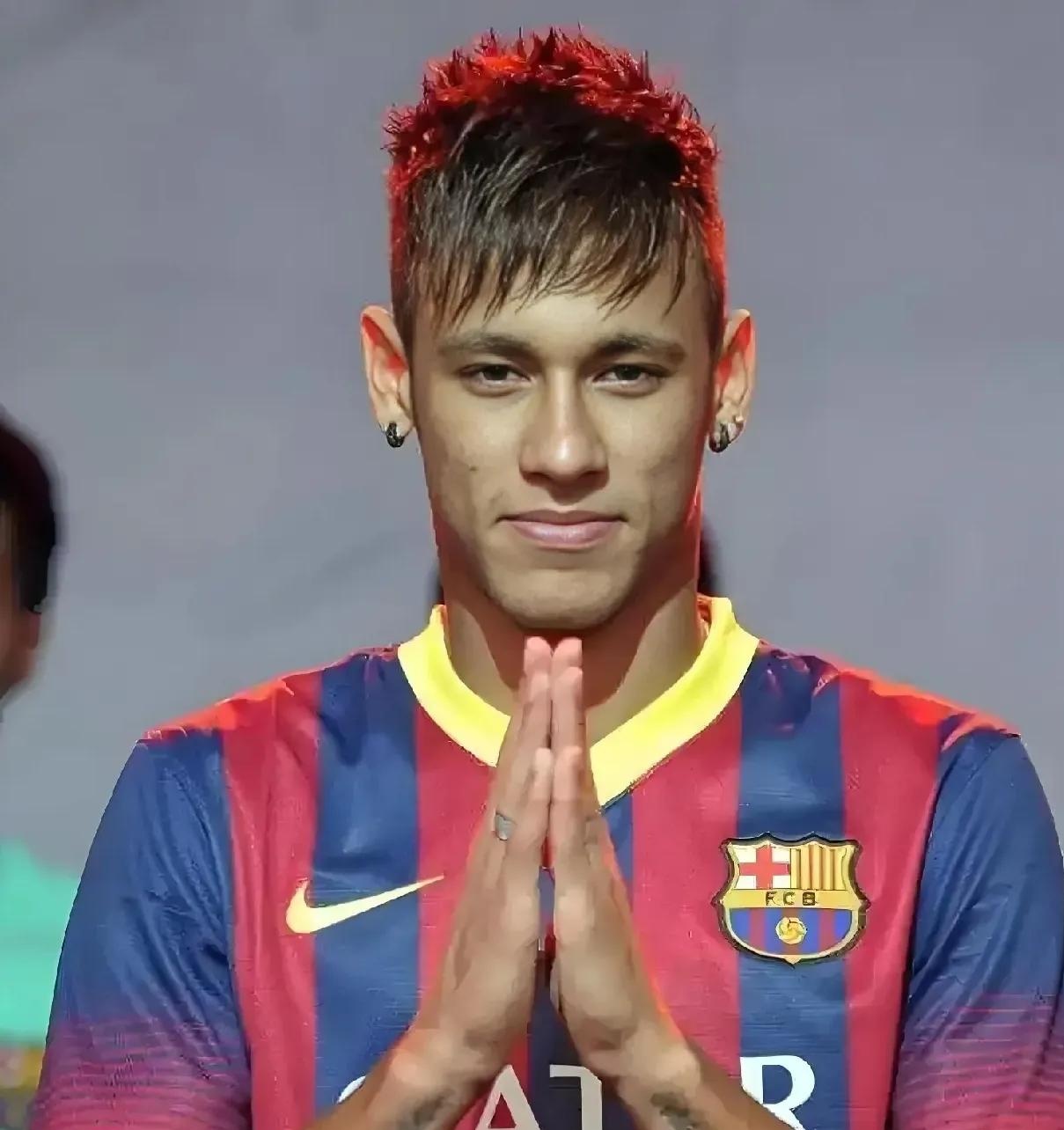 开云在线开户-巴黎圣日耳曼观众热烈欢呼!,内马尔迎来二十赛季出色发挥赢得满堂喝彩-开云在线开户