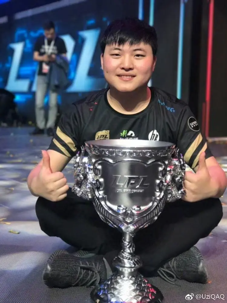 一站式服务平台-切尔西不断突破!,Uzi连续十场比赛得分超过最后时刻胜出全场沸腾不已的简单介绍-一站式服务平台